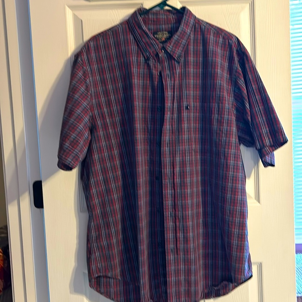 Ralph Lauren men’s button down shirt, size XL/EXG, red and blue